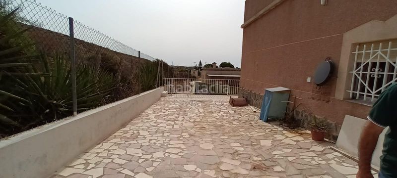Foto e3877c06-fe62-4578-b438-1f414e59c2a8. Xalet amb aparcament piscina a Jubalcoi Elche / Elx