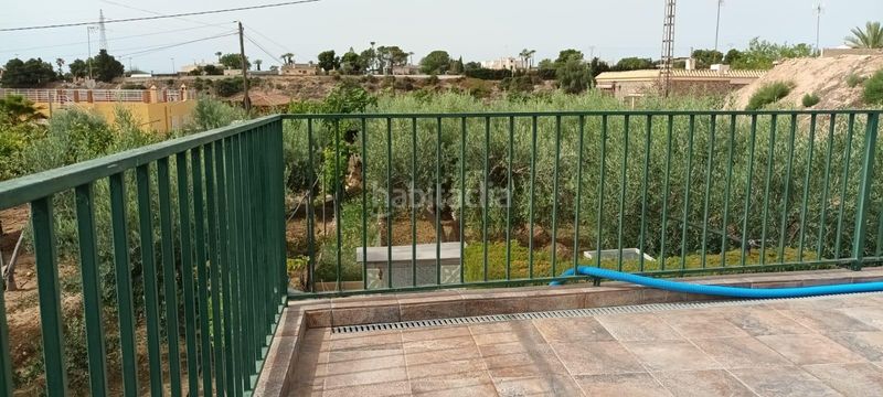 Foto f487c25d-44f7-4150-90d1-4b0cdb0b94e6. Xalet amb aparcament piscina a Jubalcoi Elche / Elx