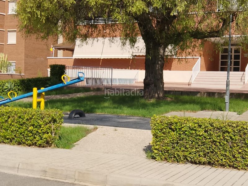 Foto 3a704c62-0448-40cf-9c3a-9bb5e4212acf. Casa adossada amb aparcament piscina a Ciutat Esportiva Elche / Elx