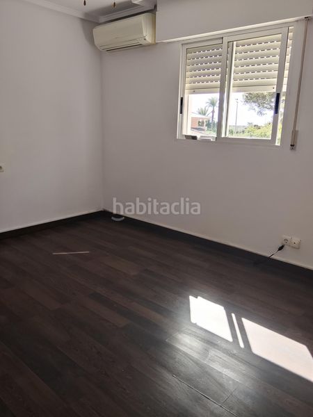 Foto 67eaeb15-6350-4636-9f3e-cf35f629f635. Casa adossada amb aparcament piscina a Ciutat Esportiva Elche / Elx
