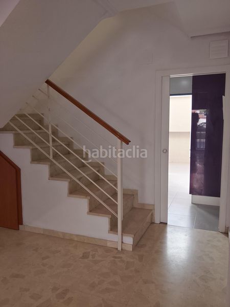 Foto d3e42d65-2950-4e09-bd9f-28da2e917294. Casa adossada amb aparcament piscina a Ciutat Esportiva Elche / Elx