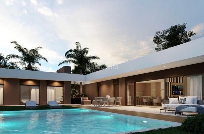 Foto 5c9af451-6a4d-4b0e-b8e1-70311682cbc0. Chalet with parking pool in La Algoda - Matola - Llano de San José Elche / Elx