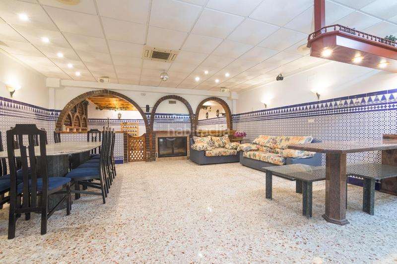 Foto 1fed9b4a-2c58-4fc6-8a34-513f86d1deb1. Chalet with heating parking pool in Peña de las Águilas Elche / Elx