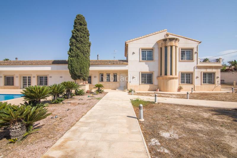 Foto e7ac839b-4c8a-4637-8963-04be9ebb11ec. Chalet with heating parking pool in Peña de las Águilas Elche / Elx