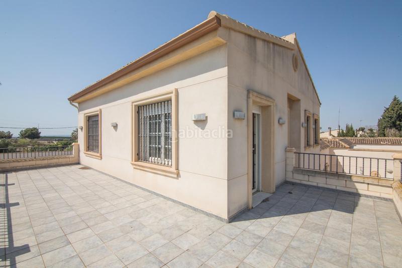 Foto f5d70364-3d8c-45da-8dac-d41d2d9836ff. Chalet with heating parking pool in Peña de las Águilas Elche / Elx