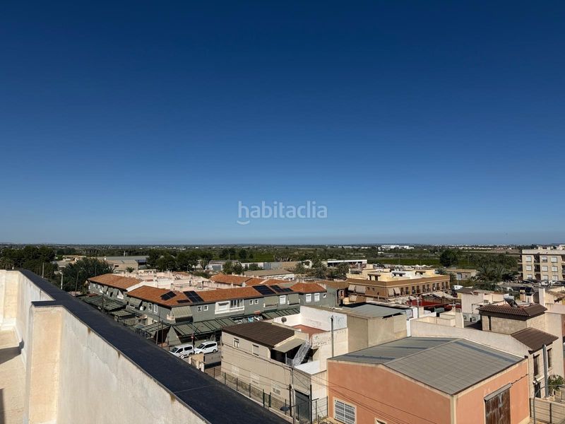 Foto 3ad5fcc3-dab6-4ee4-a0e9-f01c1f76ea36. Pis amb aparcament a Albatera