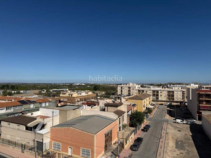 Foto c82e15d3-572b-4eb6-ad7d-1945c95c6d4f. Pis amb aparcament a Albatera