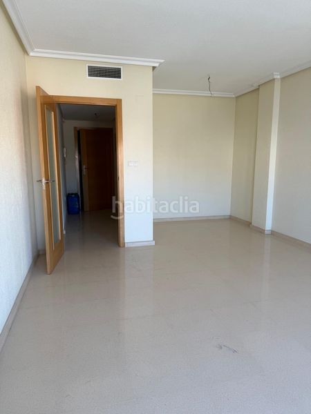 Foto e203f64a-a159-4c70-bdf0-18a3cfe2b4f6. Pis amb aparcament a Albatera
