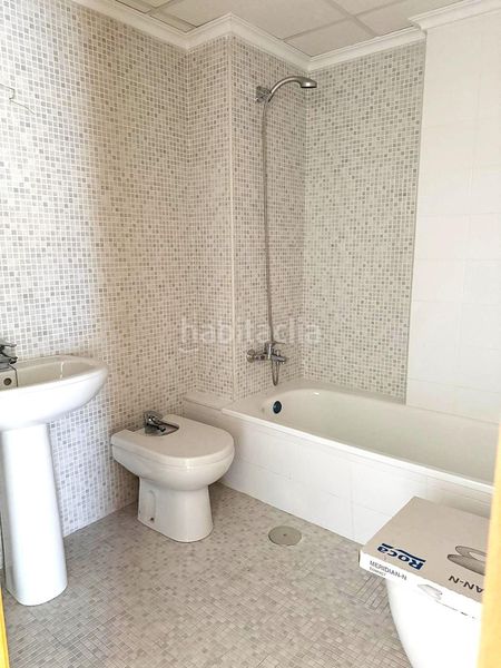 Foto eca4167c-fb1e-4535-84c9-fc75b0c96862. Pis amb aparcament a Albatera