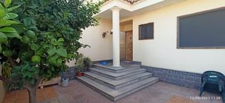 Casa aparellada en Calle cncer 2. Chalet pareado en venta en cranc s/n