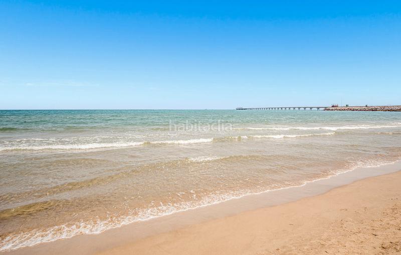 Foto d789f9d7-1931-479a-9c39-9dc61241fc65. Pis a carrer san rafael 2 a Las Islas Sagunt