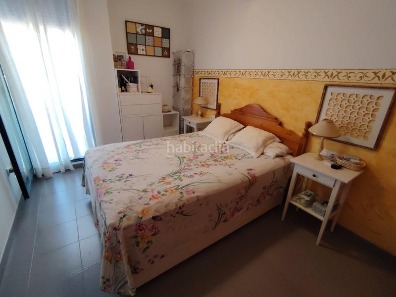 Foto f2c351fd-155d-4c4a-b1f3-8beb7d1d56d6. Attique avec chauffage dans Canet d´en Berenguer