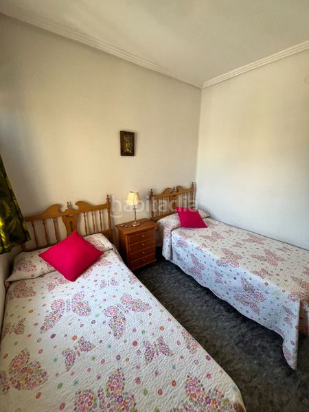 Foto faea4543-638a-4066-9043-43dca5a264d5. Pis a carrer periodista azzati 3 a Nuevo Centro Sagunt