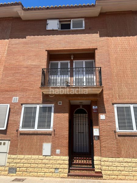 Foto 34ee8d04-af97-483a-8144-ce55df5c1ccb. Casa adossada amb calefacció aparcament a Nuevo Centro Sagunt