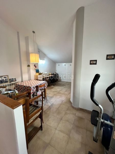 Foto da6ebae1-2421-49d0-a3cb-cfc44c9632cf. Casa adossada amb calefacció aparcament a Nuevo Centro Sagunt