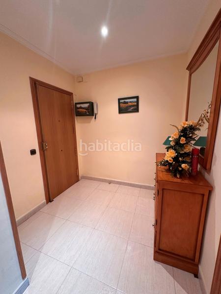 Foto 00308b47-afe9-4edd-a8df-f1d1a40cf4b9. Alquiler piso ?? amplio apartamento con terraza y vistas al mar – regueral, puerto en Cambrils