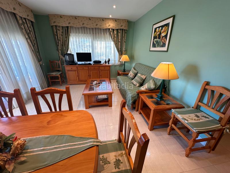 Foto dce1a942-1d3e-468f-aedb-8c35ab5131bb. Alquiler piso ?? amplio apartamento con terraza y vistas al mar – regueral, puerto en Cambrils
