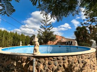 Xalet a Montbrió del Camp. Casa en terreno de 10.000 m2 con pozo propio