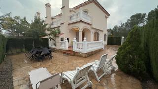 Lloguer Casa adossada a Pino Alto. ?? alquiler de temporada – casa pareada en pino alto, miami plat