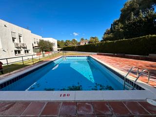 Casa aparellada a Covamar. Casa pareada en covamar con piscina