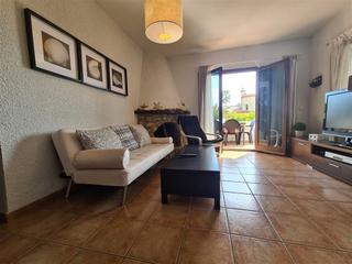 Rent Apartment in Carrer del pi de baltasar 14. ?? apartamento en mont-roig playa – alquiler de temporada cerca