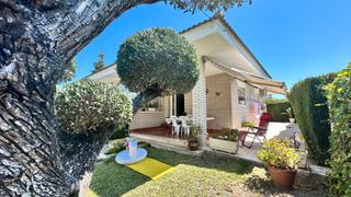 Casa adossada a Vilafortuny. ?? adosado en vilafortuny a solo 400m de la playa