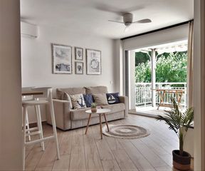 Miete Appartement in Avinguda de la diputació 68. ??? alquiler de temporada ?? del 1 de octubre 2026 al 20 de juni