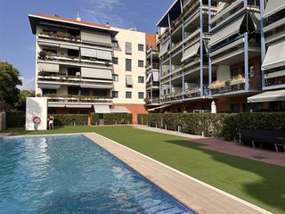 Miete Appartement in Carrer mestral 14a. ?? alquiler de larga duración – cambrils