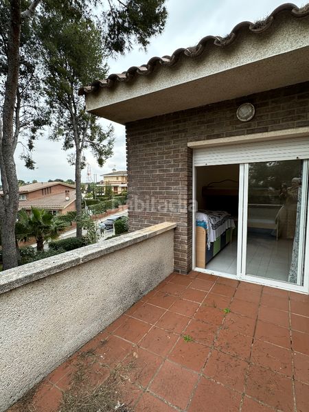 Foto 152047f3-86eb-4ec9-8d45-c6c91d269100. Xalet amb xemeneia calefacció aparcament piscina a Salou