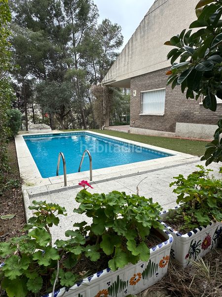 Foto 3e06557c-c452-45bd-9332-6b0a02fea5a7. Xalet amb xemeneia calefacció aparcament piscina a Salou