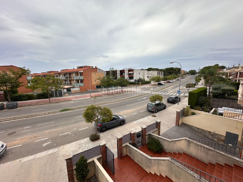 Foto aec0fae1-2c96-4acf-9add-1dd7e0b4f6f9. Casa adossada amb calefacció aparcament piscina a Cambrils