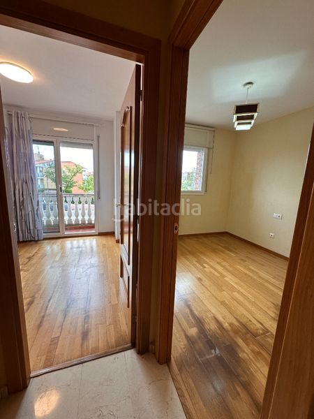 Foto df0b4450-e100-49ef-802a-09d155e0f815. Casa adossada amb calefacció aparcament piscina a Cambrils
