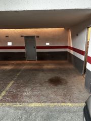 Parking coche en Canet d´en Berenguer