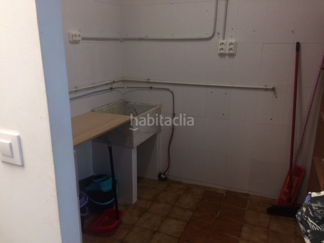Foto 4031ce54-1113-4baa-aca3-5309048ae4df. Local comercial a Avenida de Abril-9 de Octubre Sagunt