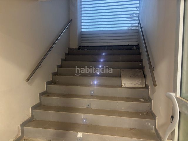 Foto a9b7f8f9-0525-4c74-a806-d8d640b38fcc. Local comercial a Las Islas Sagunt