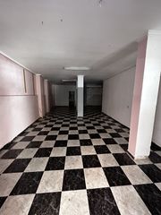 Lloguer Local Comercial a Antiga Moreira