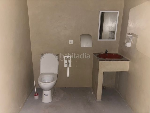 Foto 4985b37b-7094-4949-9a26-5b7b6498a336. Local comercial a Las Islas Sagunt