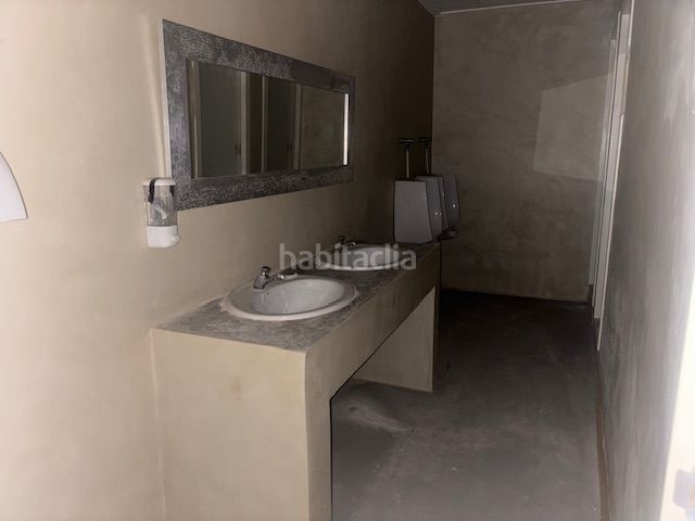 Foto e5aa3b20-cd00-4274-a598-94556b019550. Local comercial a Las Islas Sagunt