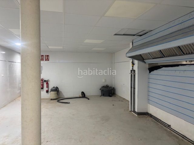 Foto f556ed37-4f23-4ed3-8e88-b71e01859afc. Local comercial a Las Islas Sagunt
