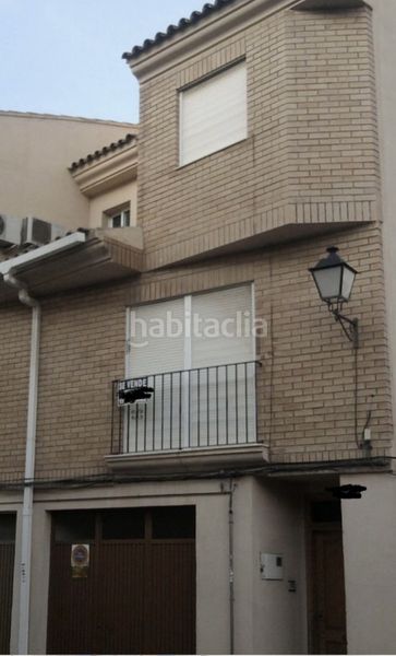 Foto 51bbdd7c-e206-45a9-aa93-5f05826d1318. Casa adossada amb aparcament a Chilches