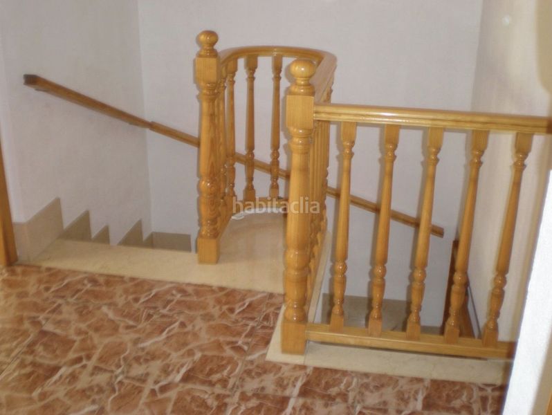 Foto f6f8e873-da61-4985-87a5-bbc4a3656e79. Casa adossada amb aparcament a Chilches