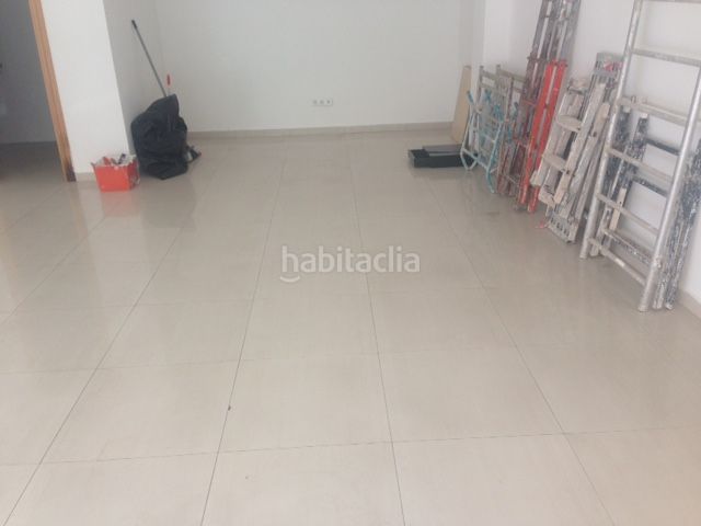 Foto 0c08f746-0ea3-40ea-890d-e9635ca157fa. Local comercial a Las Islas Sagunt