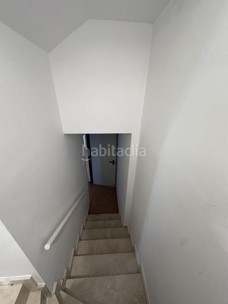 Foto a21503dd-b155-4ebe-b4bc-d1ae2f3a522a. Casa adossada a Nuevo Centro Sagunt