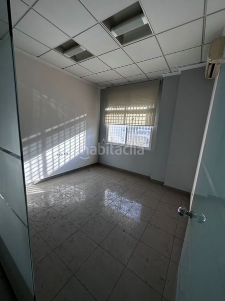 Foto 5f71c400-970b-4981-a36e-958cf3209992. Local comercial a Antiga Moreira Sagunt
