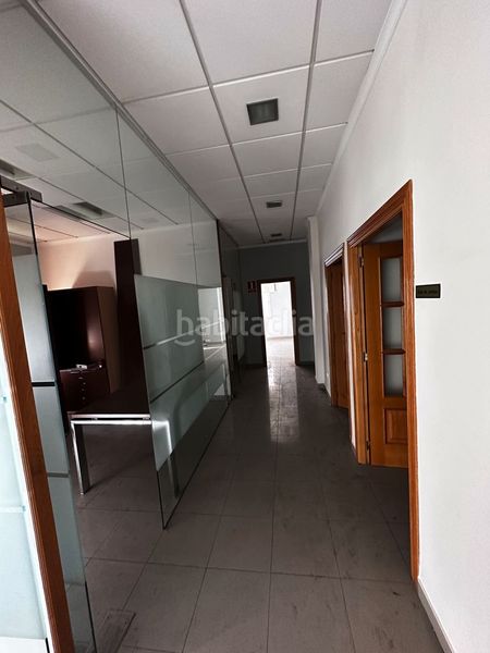 Foto ec0ae551-4d2c-435b-b296-b2e7b025596a. Local comercial a Antiga Moreira Sagunt