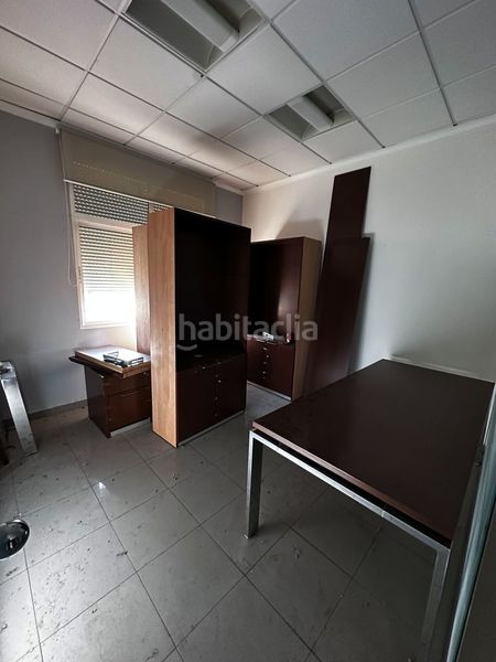 Foto ec8f7bb9-6f5d-4e4b-a970-7028fdc3f72a. Local comercial a Antiga Moreira Sagunt