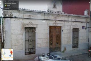 House in Gilet