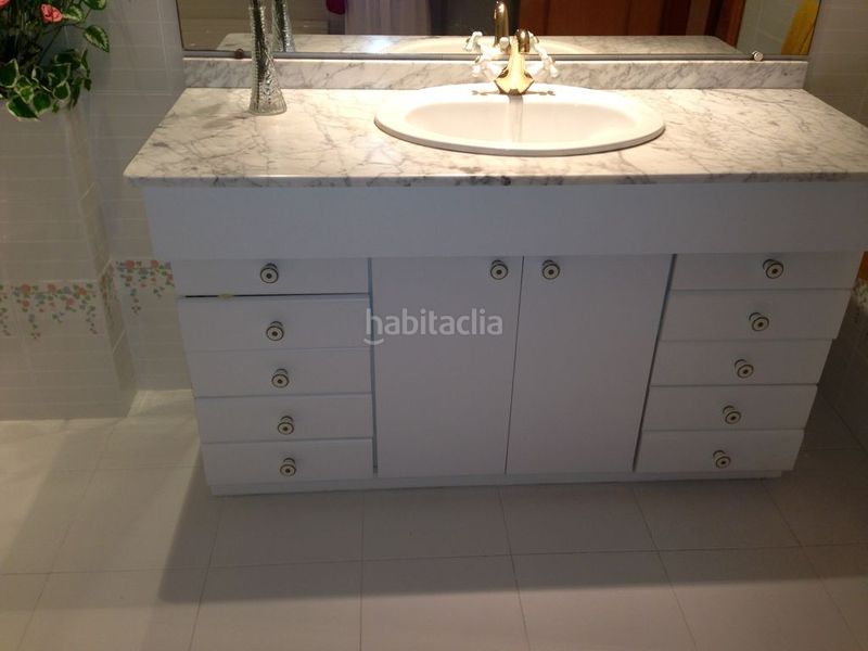 Foto d1816fe9-bd2b-4256-bd55-09f51a1ff86e. Casa amb aparcament a Centro puerto Sagunt