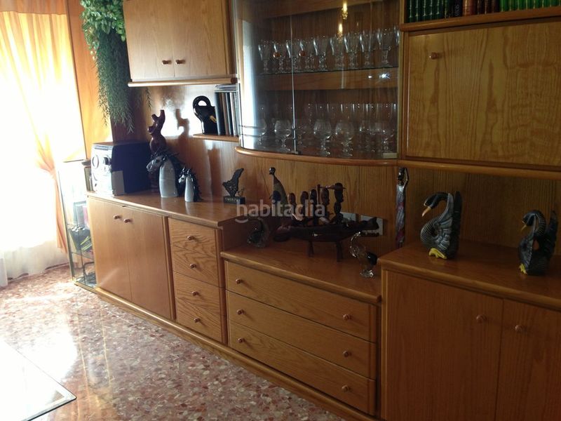 Foto f96d2bb6-8ec3-4042-a5ec-6c51493ddbc6. Casa amb aparcament a Centro puerto Sagunt