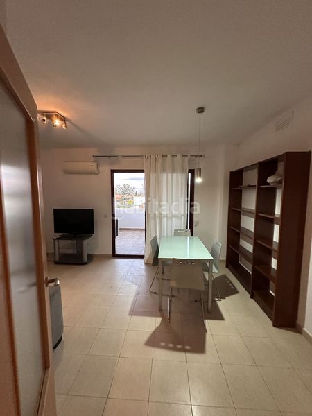 Foto 9e3ca104-d3c8-46c6-964f-4a6d460006f9. Rent flat in Almenara